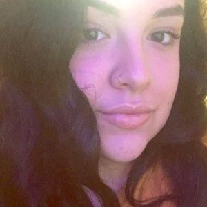 Meet your Posher, Erika